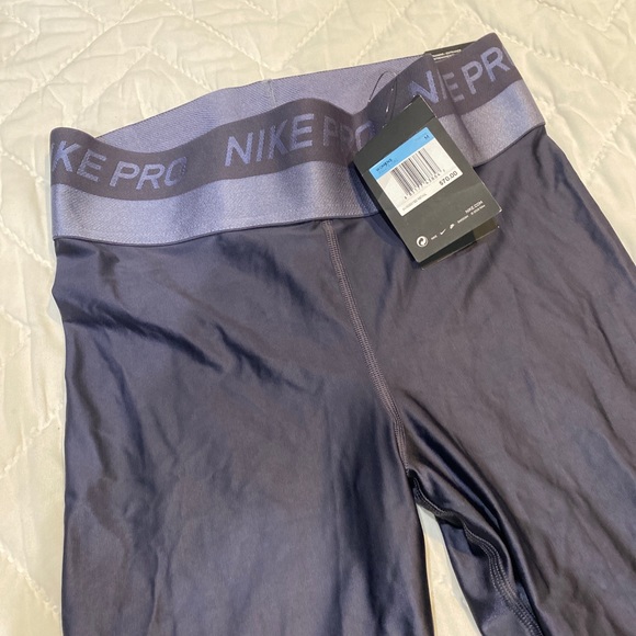 Nike leggings - Picture 2 of 3